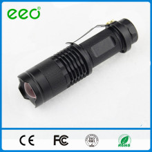 LED MINI FLASHLIGHT AVEC POCKEET CLIP